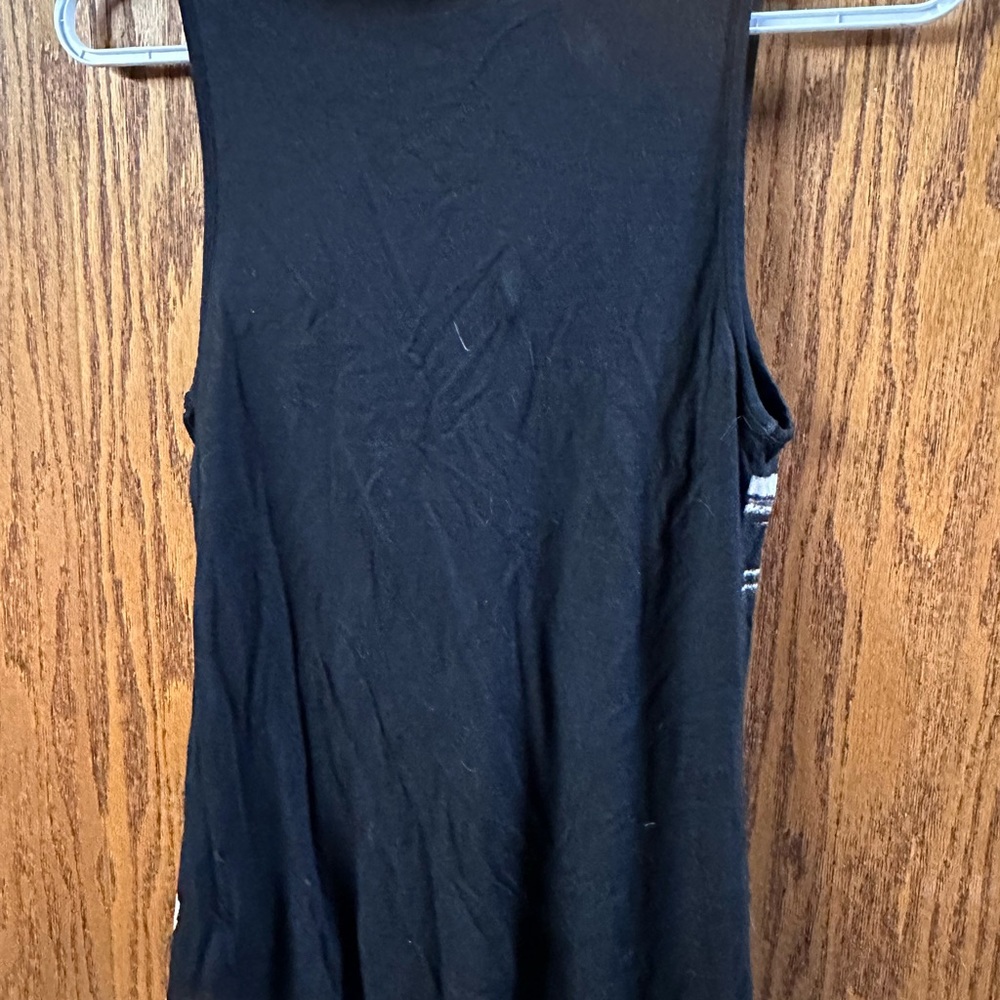 Express Sequined Tank - Picture 2 of 2